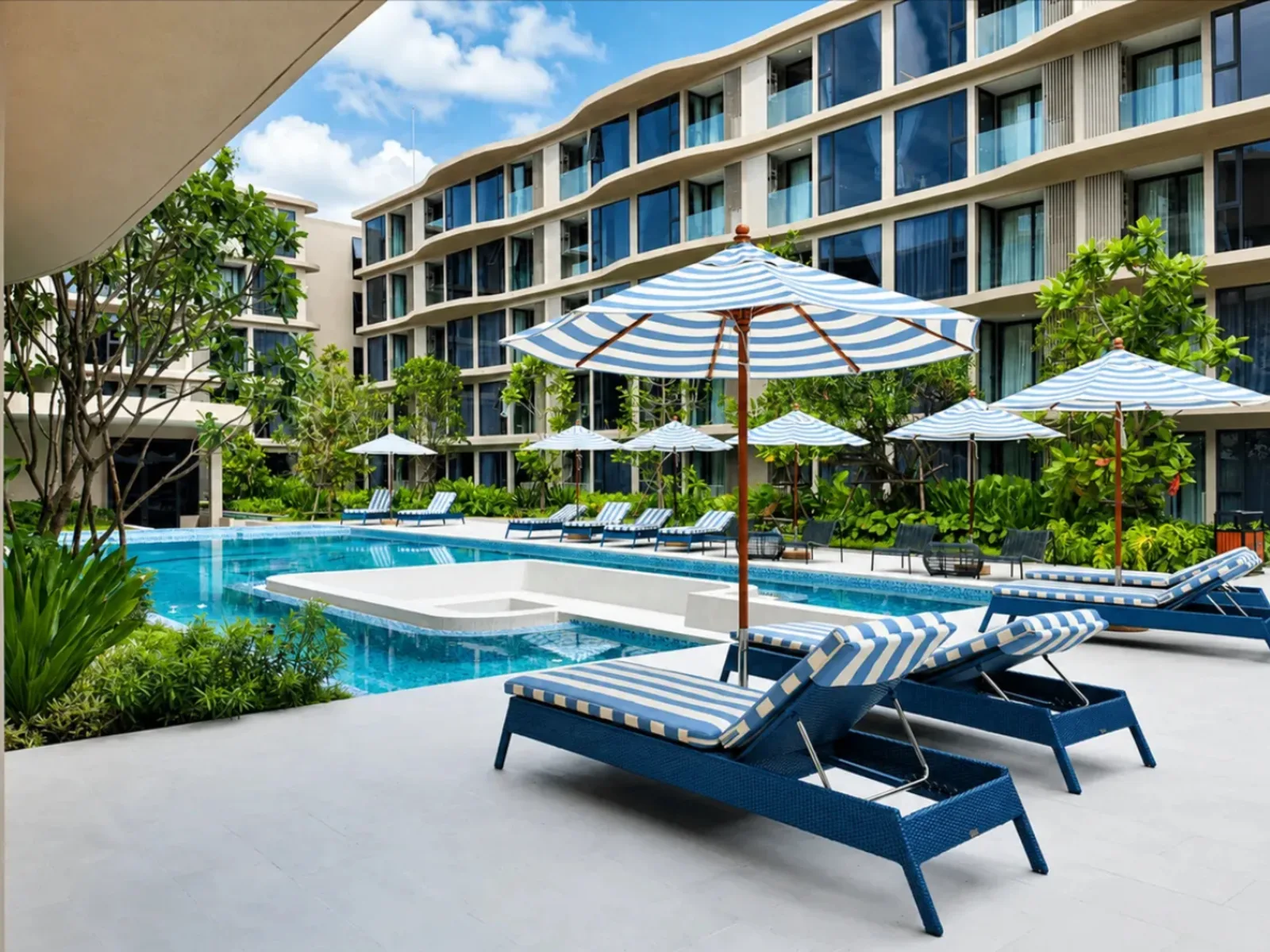 Bellevue Beachfront